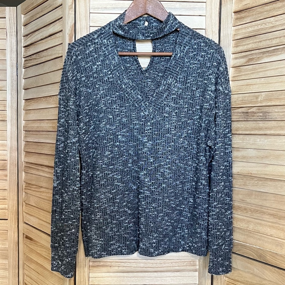 Long Sleeve Choker Top